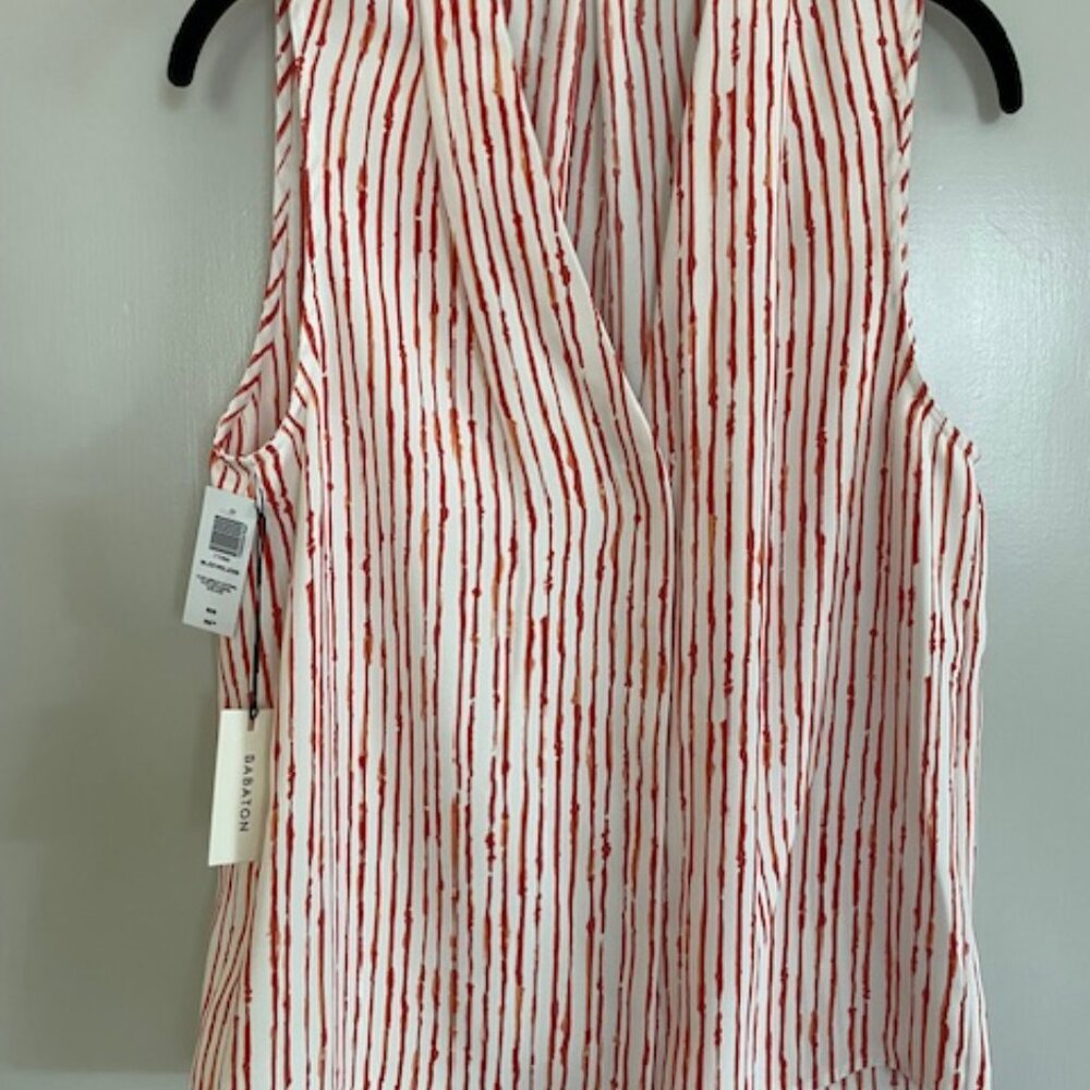 NWT Aritzia/ Babaton SLEEVELESS POWER BLOUSE - Picture 2 of 4